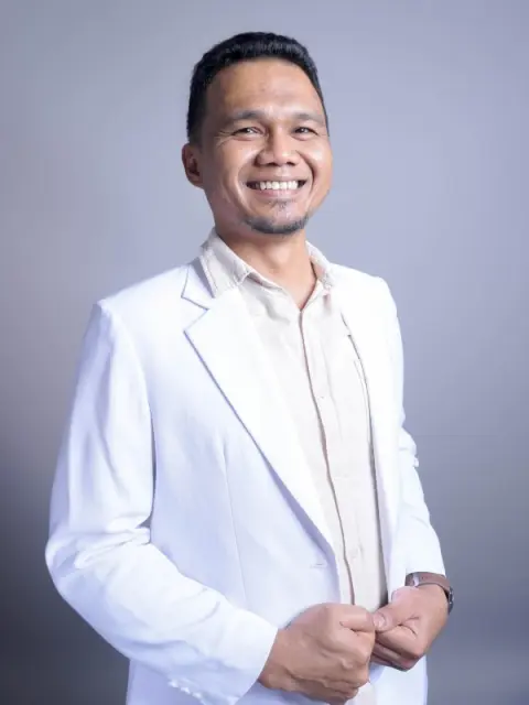 dr. Lon Hitman Rizal, M.Ked(Surg)., Sp.OT